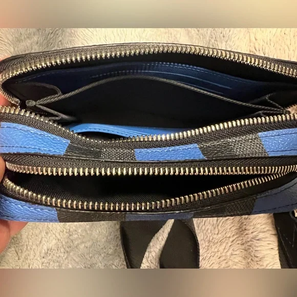 ‼️SOLD‼️Limited Edition Alpha Graphite UNISEX Bumbag💙🖤💙 - Picture 7 of 16